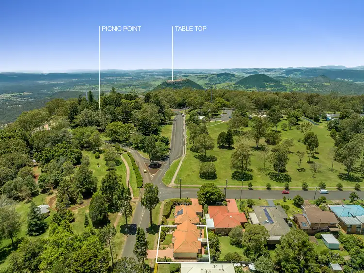 2/169 Tourist Road, Rangeville QLD 4350