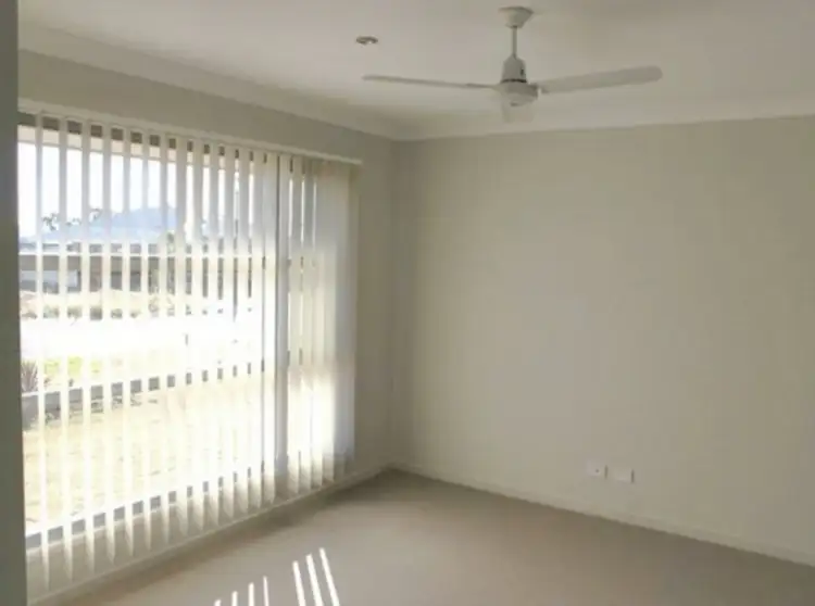 Sixth view of Homely house listing, 8 Flemington Road, Emerald QLD 4720