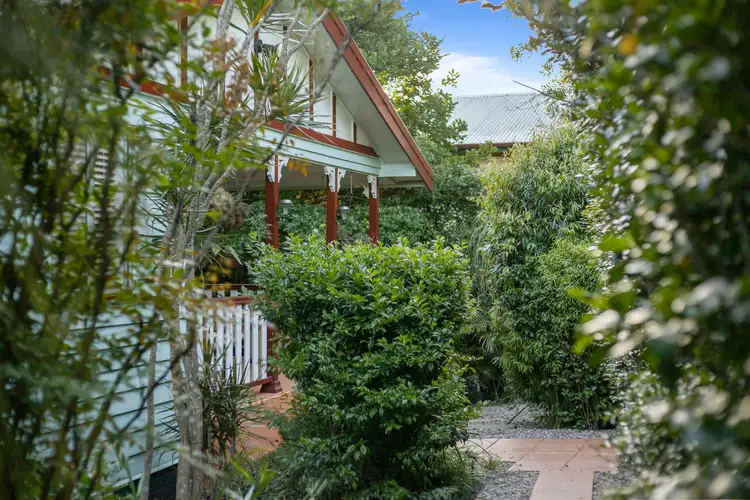 46 Geoffrey Street, Mount Lofty QLD 4350
