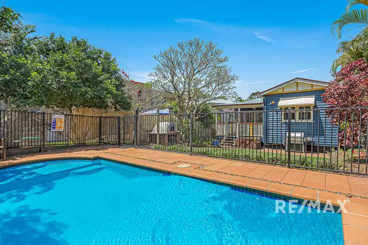103 Earl Street, Greenslopes QLD 4120