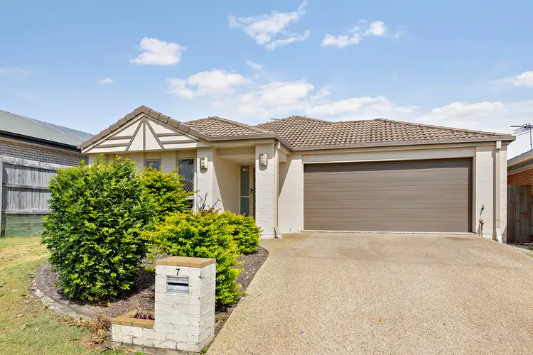 7 Edward Close, North Lakes QLD 4509
