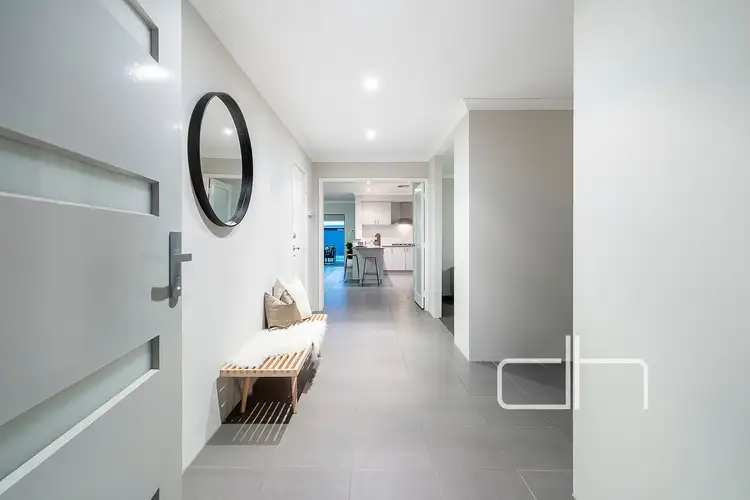 Fourth view of Homely house listing, 6 Dumbarton Way, Landsdale WA 6065
