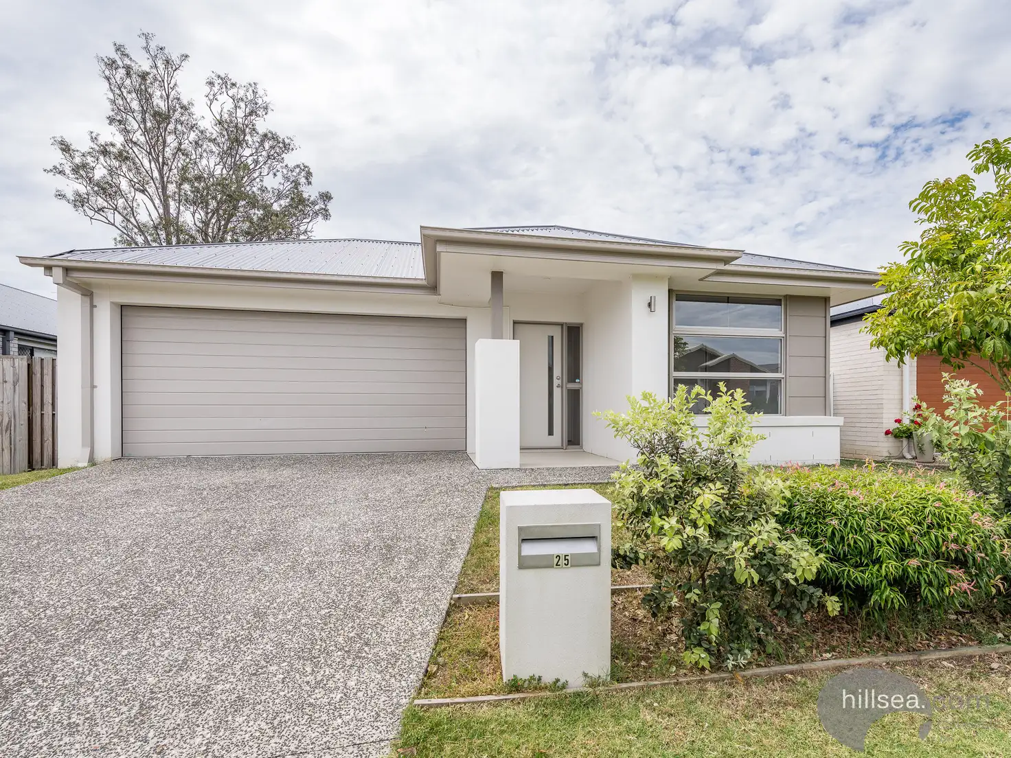 Main view of Homely house listing, 25 Greenview Circuit, Arundel QLD 4214