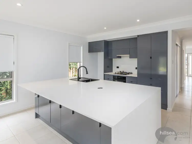 Fifth view of Homely house listing, 25 Greenview Circuit, Arundel QLD 4214