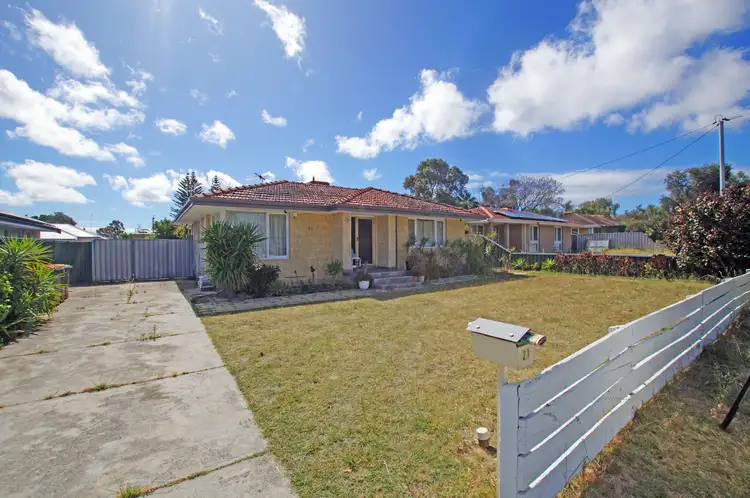 21 Pannell Way, Girrawheen WA 6064