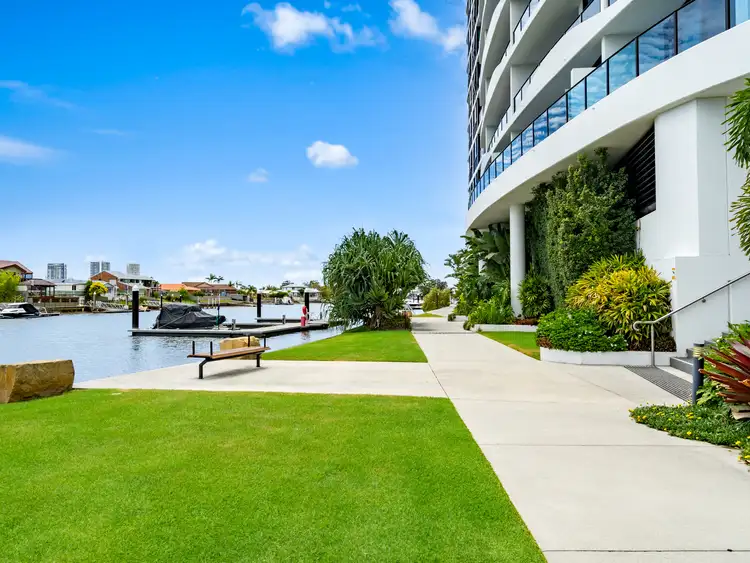 51303/5 Harbour Side Court, Biggera Waters QLD 4216