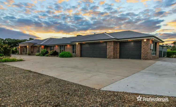 21 Currawang Drive, Springvale NSW 2650