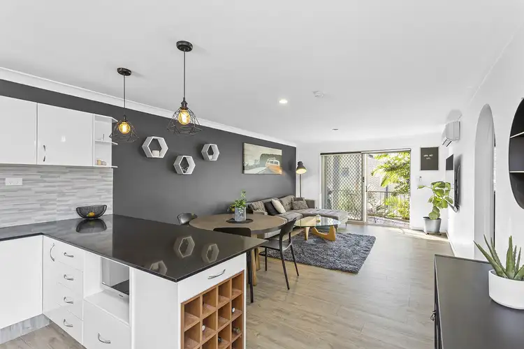 6/5 Angie Court, Mermaid Waters QLD 4218
