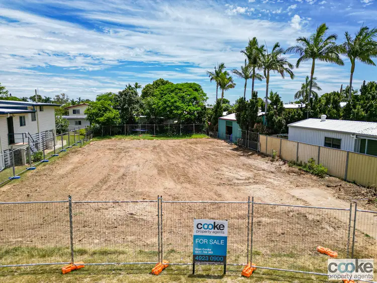 42 Denning Street, Park Avenue QLD 4701