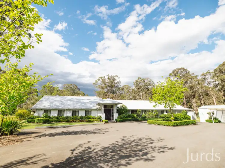 19 Brickmans Lane, Lovedale NSW 2325