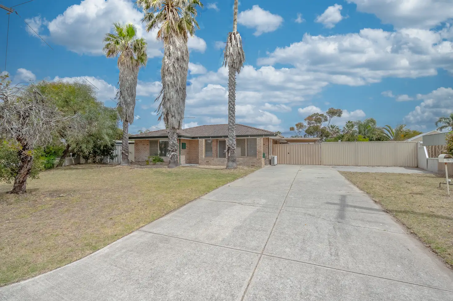 Main view of Homely house listing, 1 De Grey Close, Cooloongup WA 6168