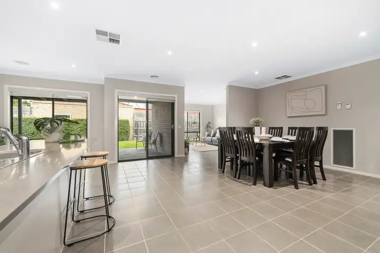 46 Spencer Drive, Carrum Downs VIC 3201