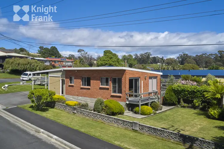 1/2 Doric Grove, St Helens TAS 7216