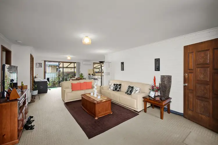 Fifth view of Homely unit listing, 2/17 Angus Avenue, Wodonga VIC 3690