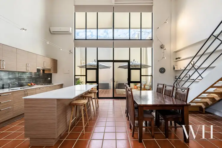 18 Little Lefroy Lane, South Fremantle WA 6162