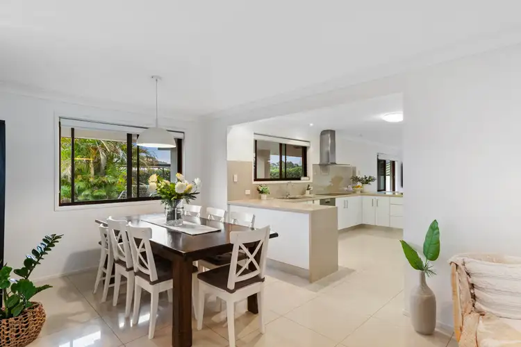 Sixth view of Homely house listing, 6 Nunney Place, Carindale QLD 4152