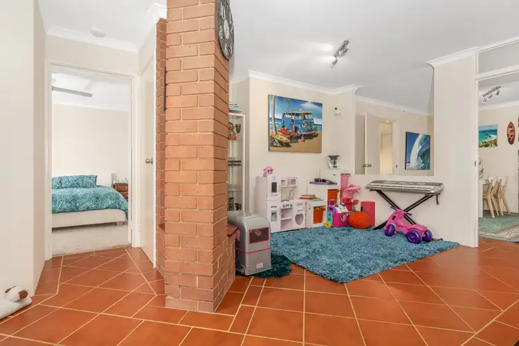 Sixth view of Homely house listing, 15 Sunningdale Circle, Cooloongup WA 6168