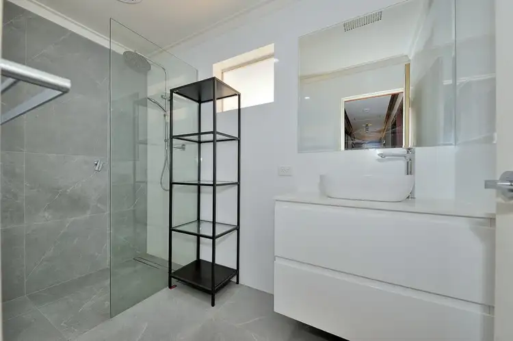 Fifth view of Homely house listing, 33 Andrews Way, Herne Hill WA 6056