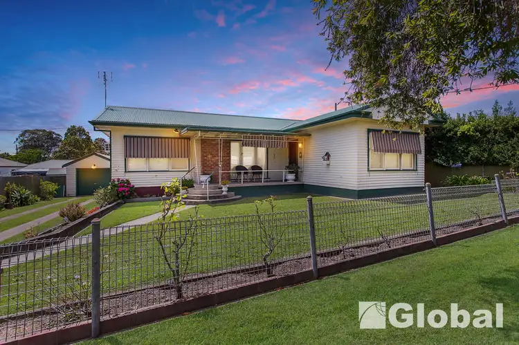 8 Albert Street, Edgeworth NSW 2285