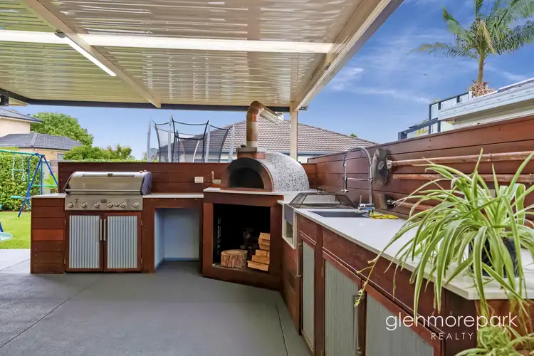 8 Sunningdale Drive, Glenmore Park NSW 2745