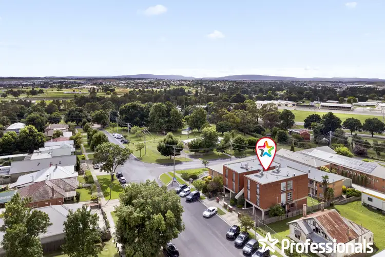 Third view of Homely block of units listing, 4-6 William Street, Bathurst NSW 2795