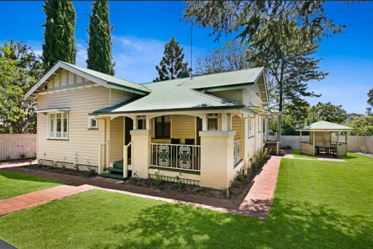 17 Godfrey Street, East Toowoomba QLD 4350