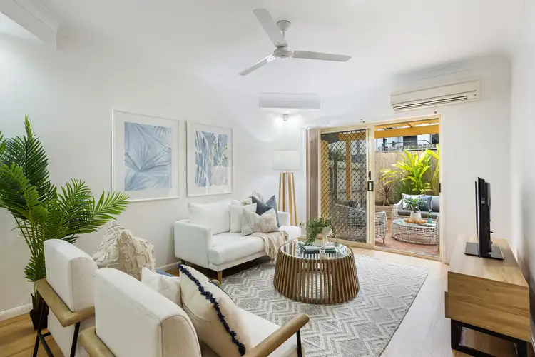 2/7 Kent Street, Coorparoo QLD 4151