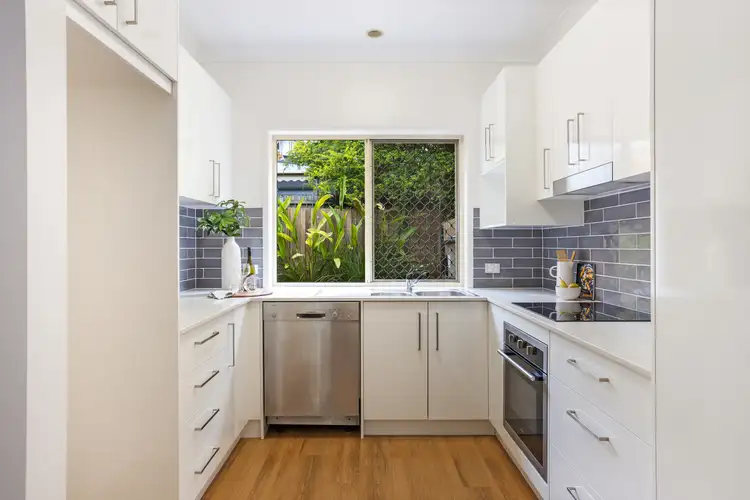 Fourth view of Homely townhouse listing, 2/7 Kent Street, Coorparoo QLD 4151