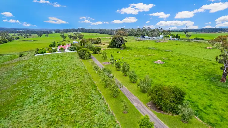 1525 Irrewillipe Road, Irrewillipe East VIC 3249