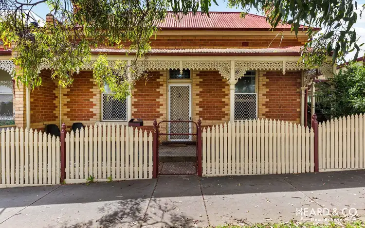 2 Ashley Street