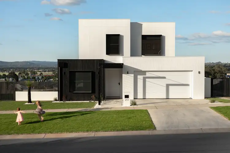 Main view of Homely house listing, 23 Gratwick View, Wodonga VIC 3690