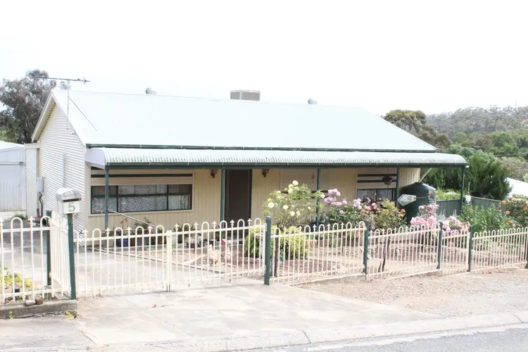 5 Paxton Street, Clare SA 5453