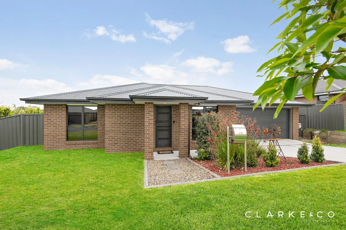 Main view of Homely house listing, 27 Hilltop Grove, Cliftleigh NSW 2321