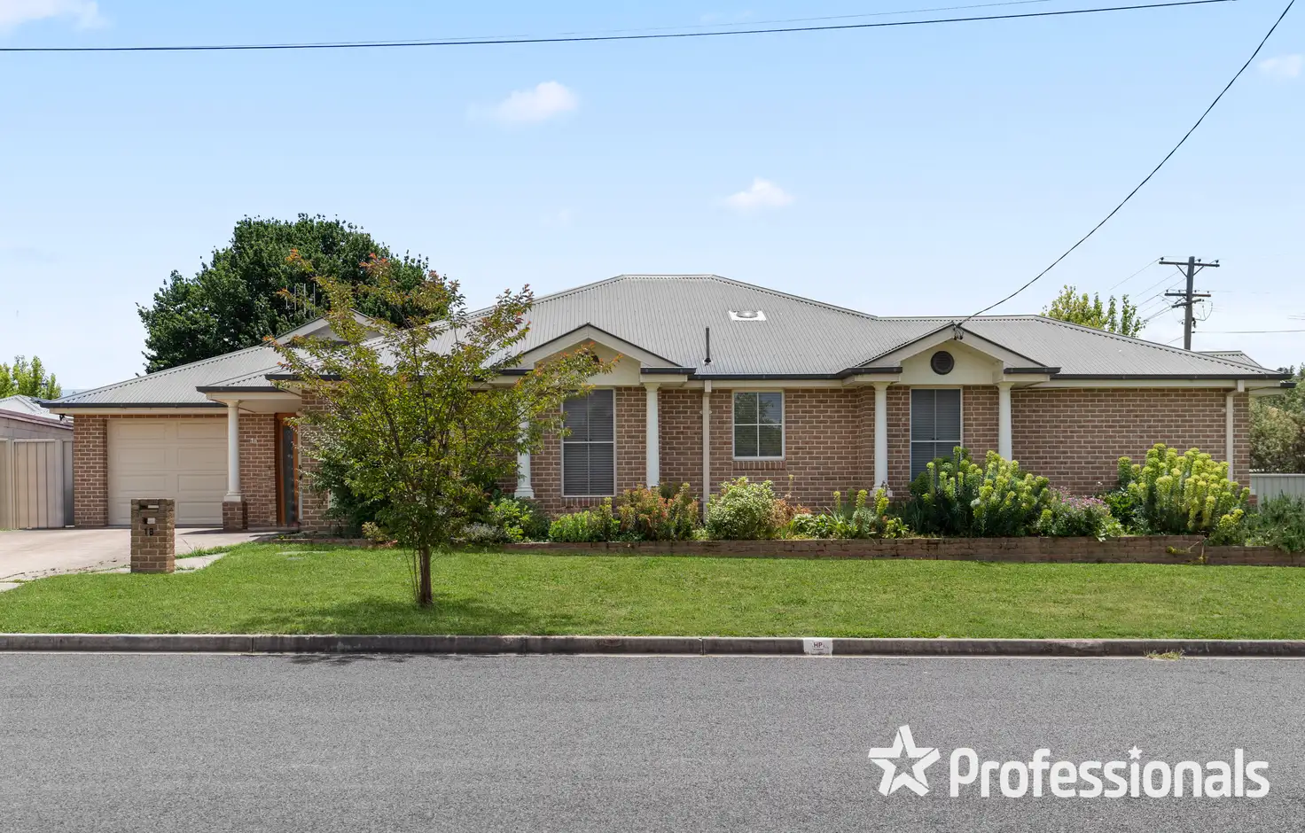 Main view of Homely house listing, 1B Gladstone Street, Bathurst NSW 2795