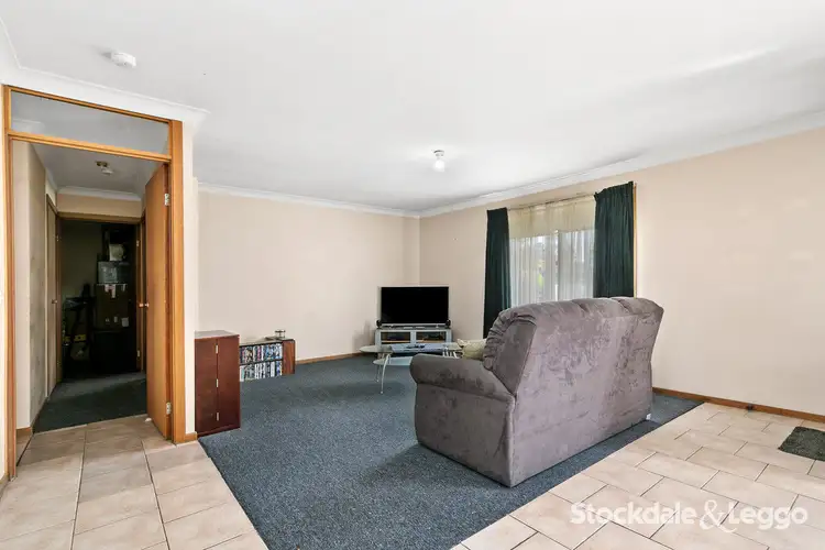 Third view of Homely block of units listing, 1/15 Sinclair Avenue, Morwell VIC 3840