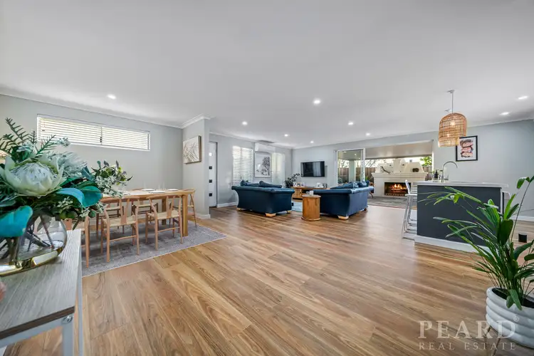 27 Transit Way