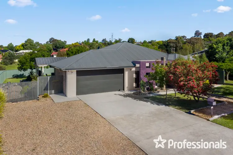 25 Darwin Drive, Llanarth NSW 2795