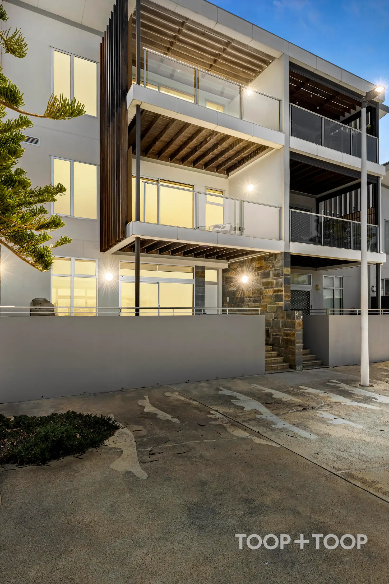 Main view of Homely townhouse listing, 13 Karra Cove, New Port SA 5015