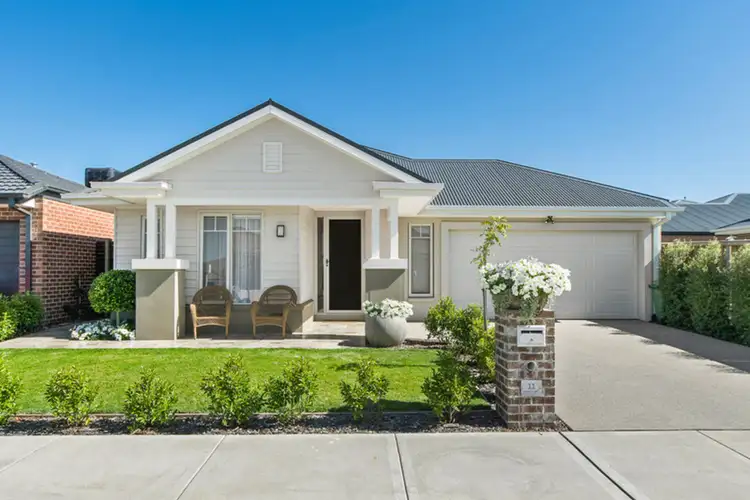 11 Merano Circuit, Cranbourne South VIC 3977