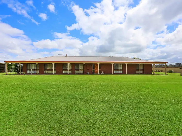 230 Cobden-Terang Road