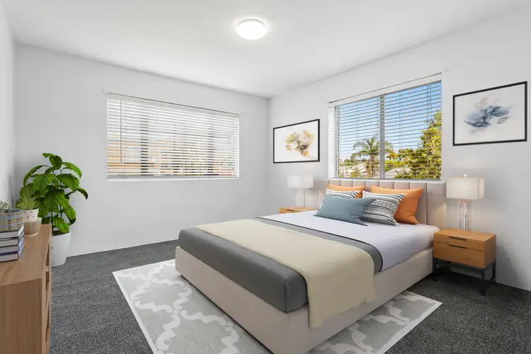 2/379 Cornwall Street, Greenslopes QLD 4120