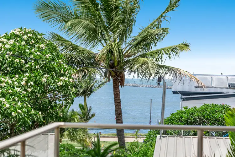 2/14 Nelson Parade, Manly QLD 4179