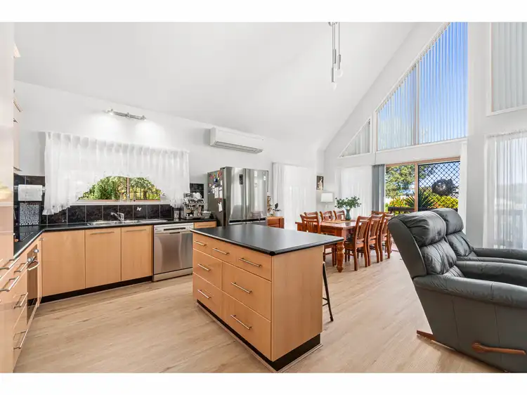 2 Le Grand Court, Loch Sport VIC 3851