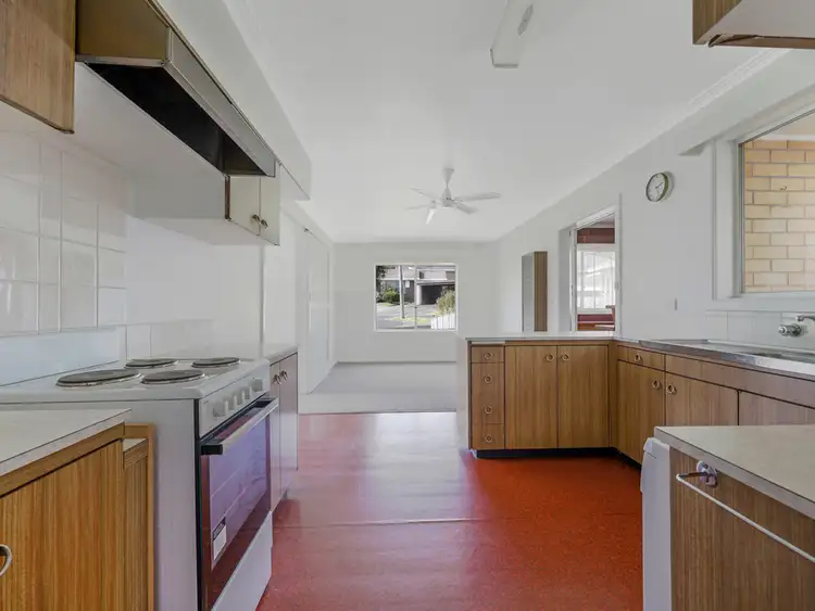 Second view of Homely house listing, 6 Floral Place, Warrnambool VIC 3280