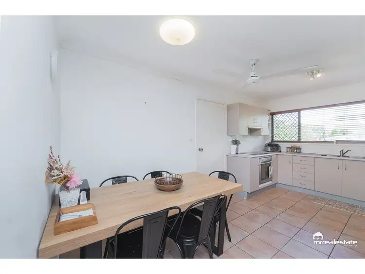 Fifth view of Homely semi-detached listing, 1 & 2/33 Beaney Street, Kawana QLD 4701