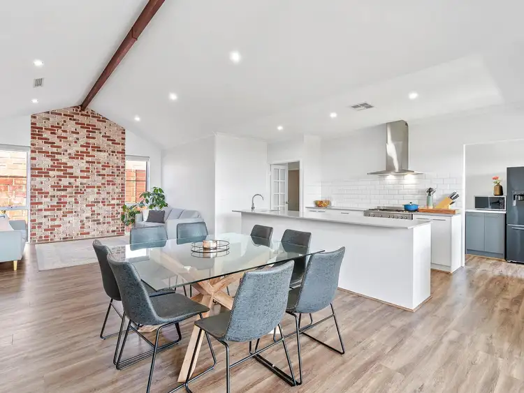 Second view of Homely house listing, 33 Sanctuary Circuit, Dawesville WA 6211