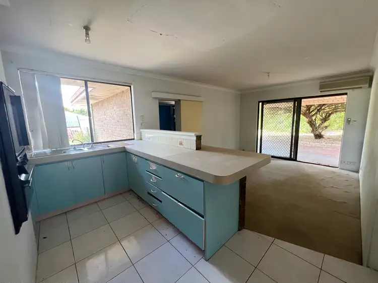 Fifth view of Homely house listing, 19 Judges Gardens, Leda WA 6170