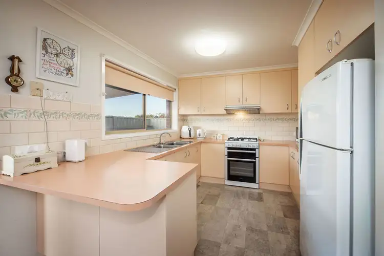 Third view of Homely unit listing, 1/39 Kingfisher Drive, Wodonga VIC 3690