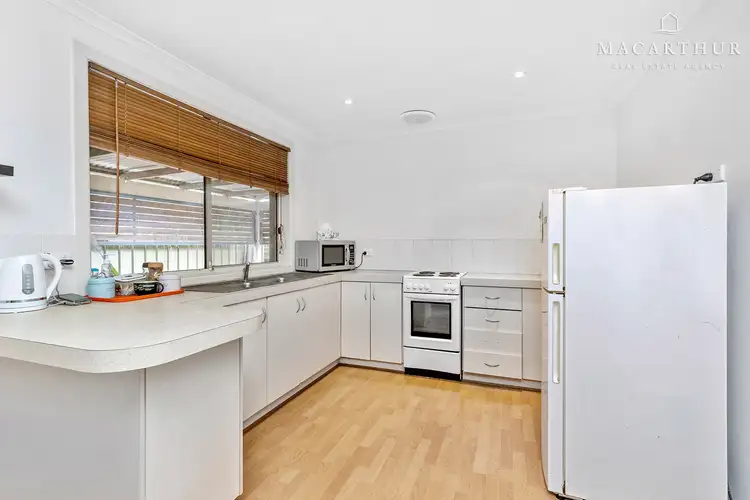 Third view of Homely villa listing, 9/2 Leena Place, Wagga Wagga NSW 2650