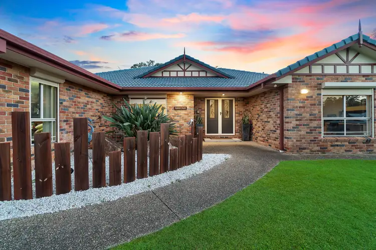 5 Toorak Place, Forest Lake QLD 4078